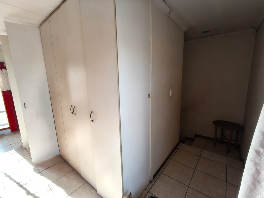 4 Bedroom Property for Sale in Oos Einde North West